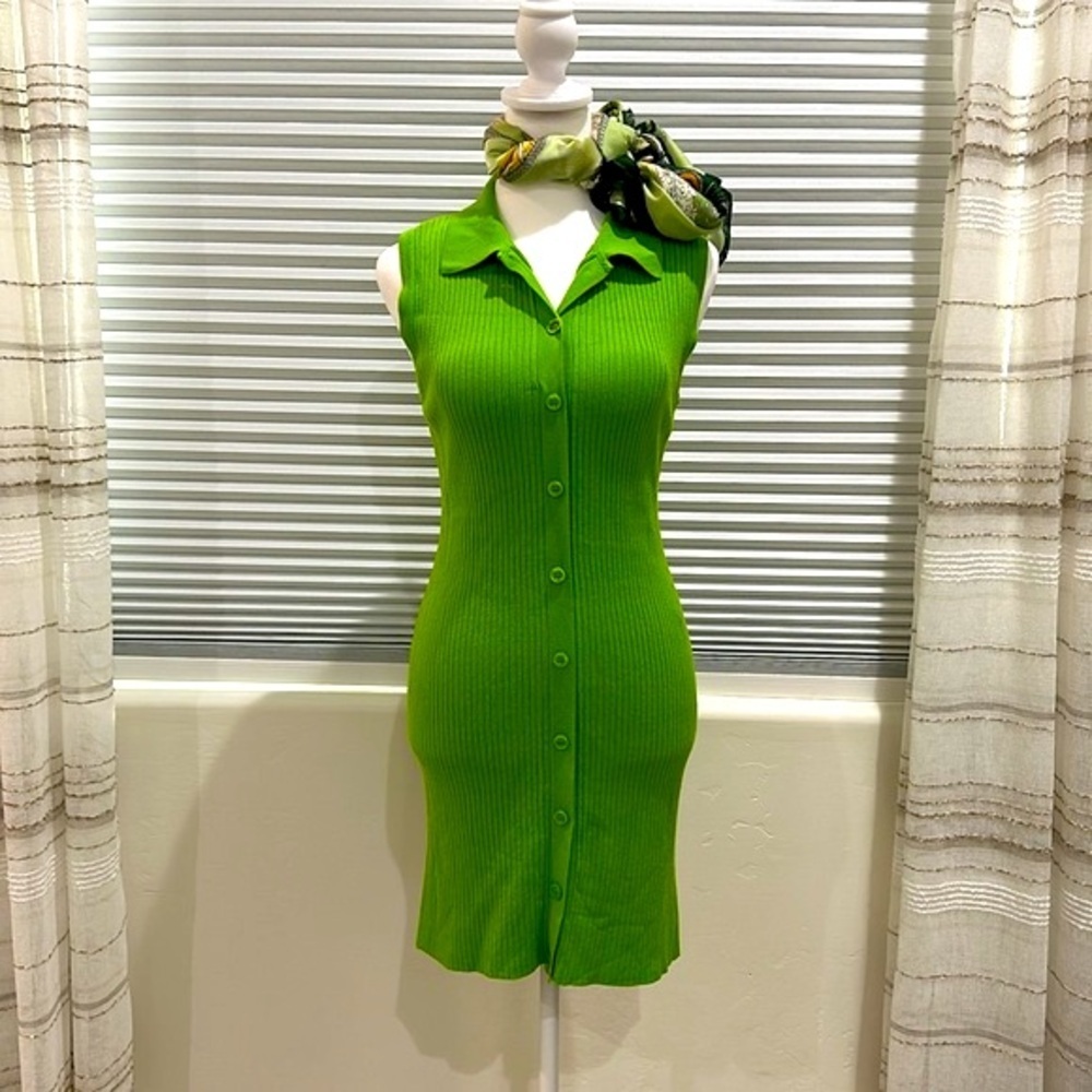 Zara Lime Green Sleeveless Button down Knit Dress